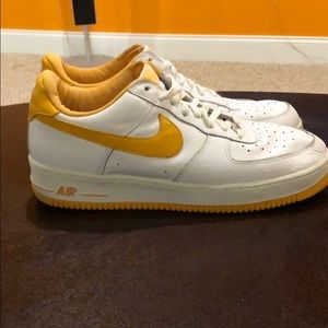 Nike Air Force 1 Low sz 13 White/Orange